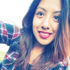 Meet your Posher, Mayra